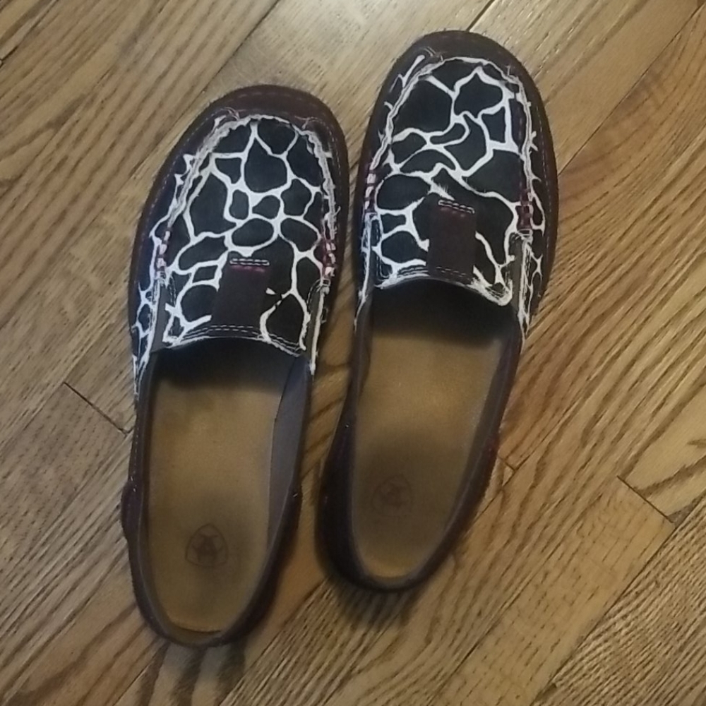 Ariat slip on shoes